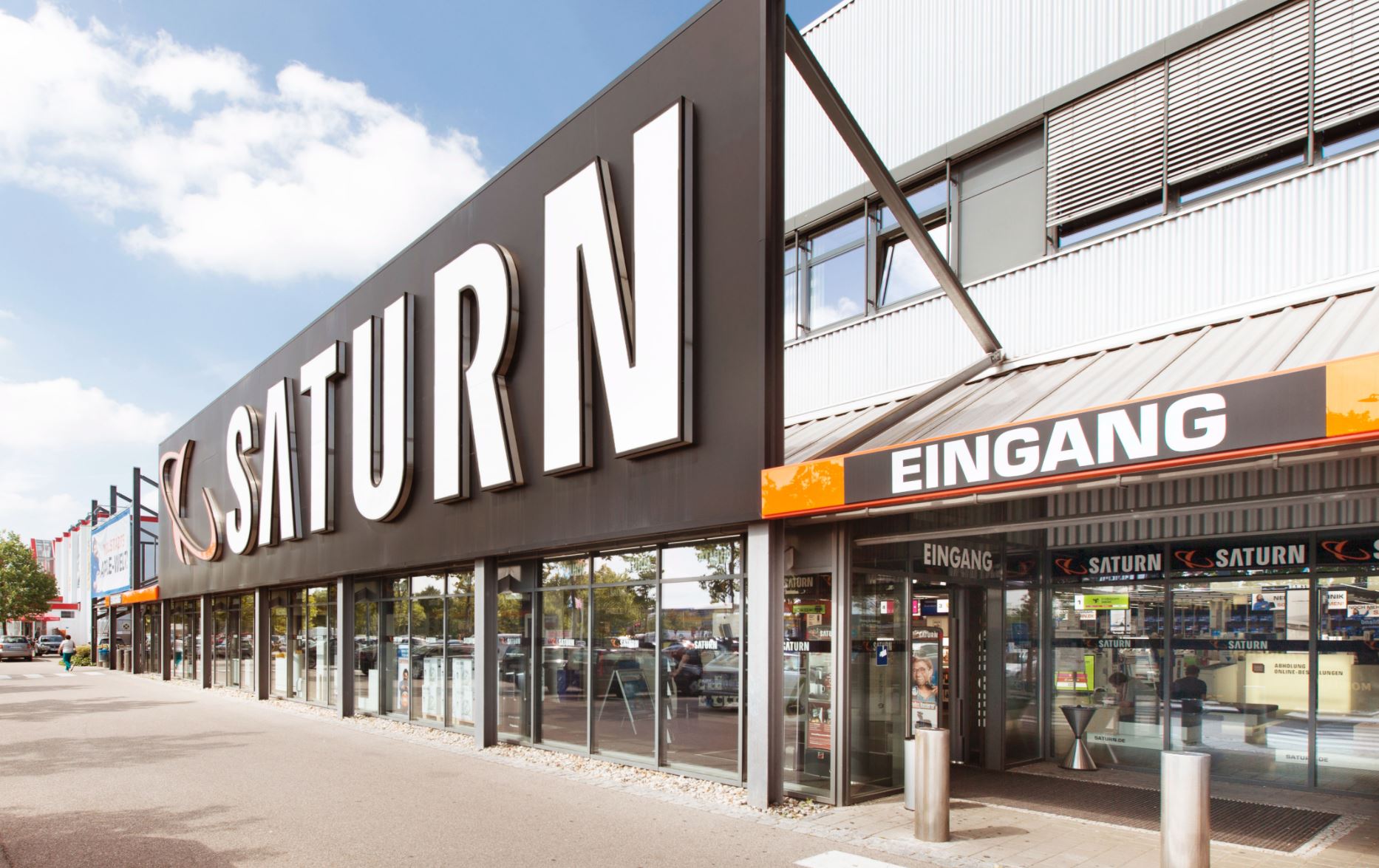 Saturn Logo Eingang Header