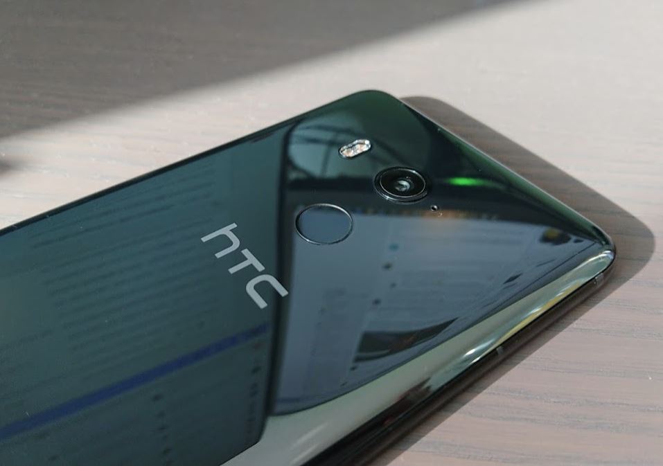 HTC U11 Plus Header