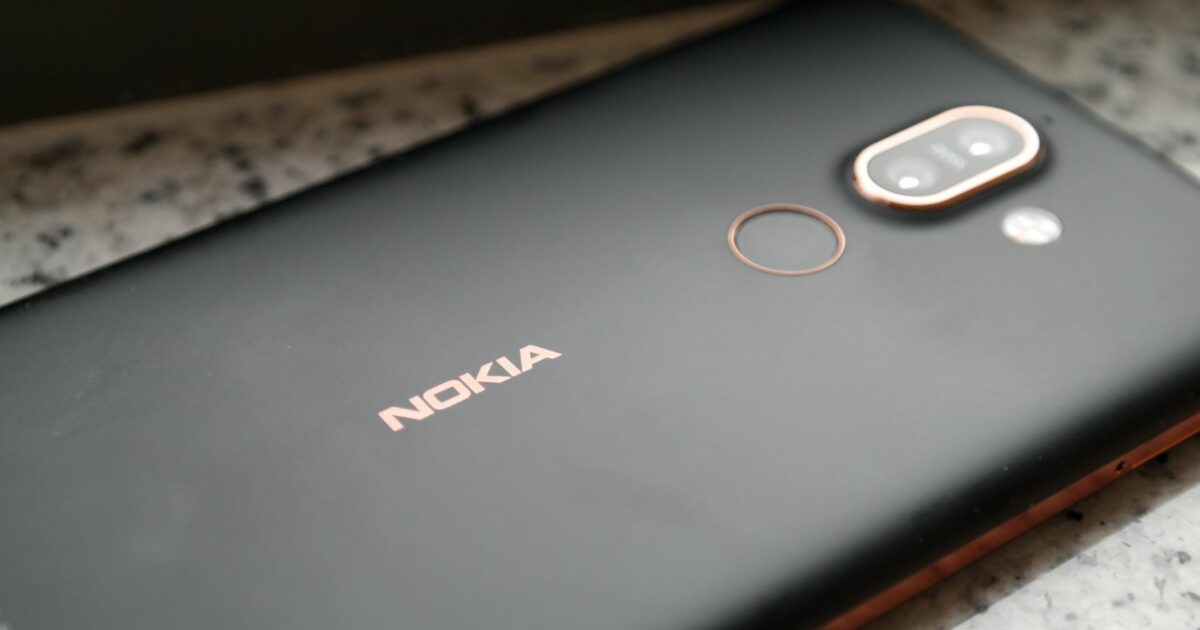 Nokia 7 Plus Header Test