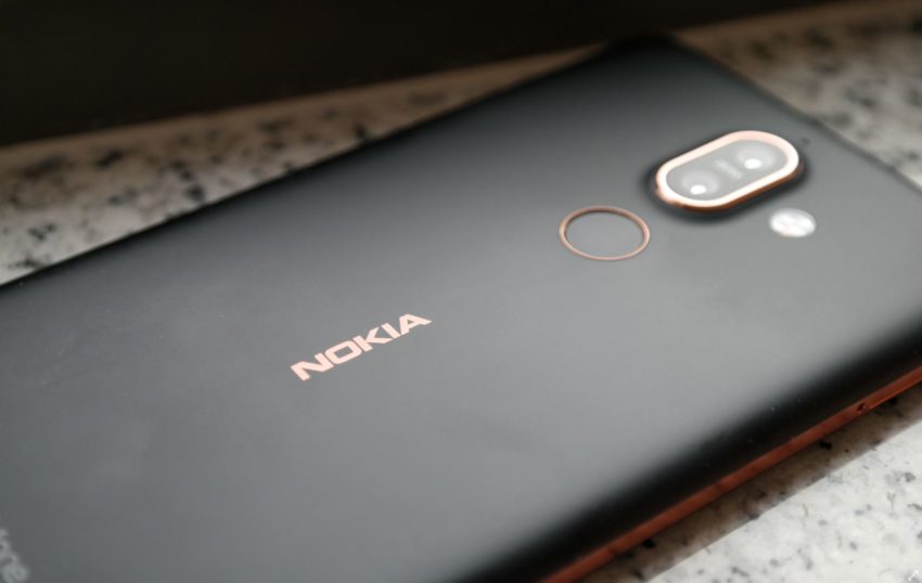 Nokia 7 Plus Header Test