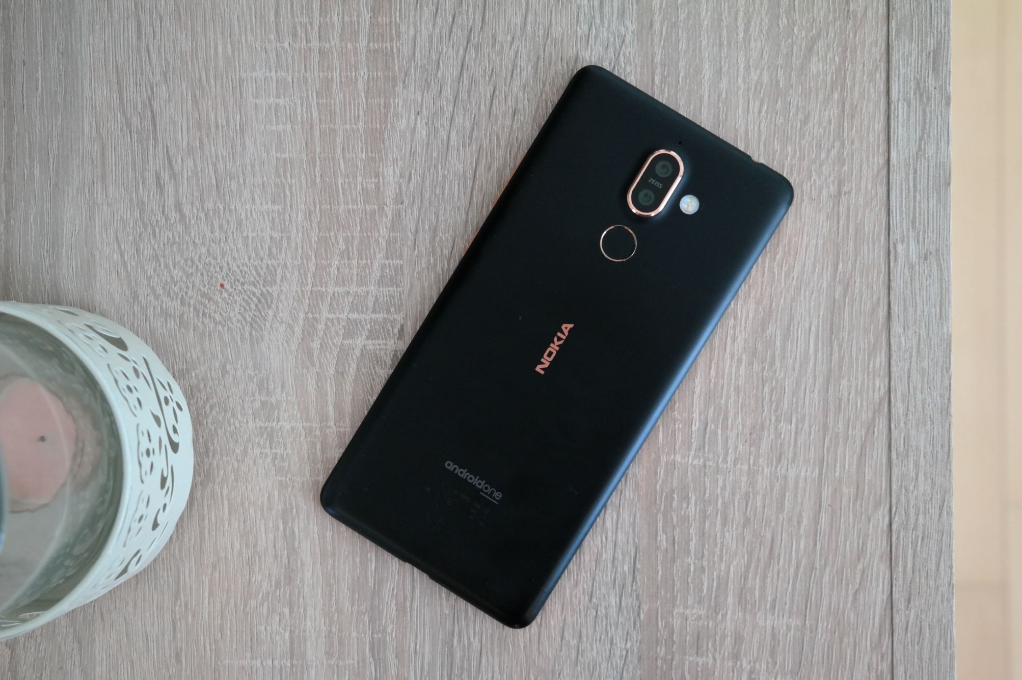 Nokia 7 Plus Header