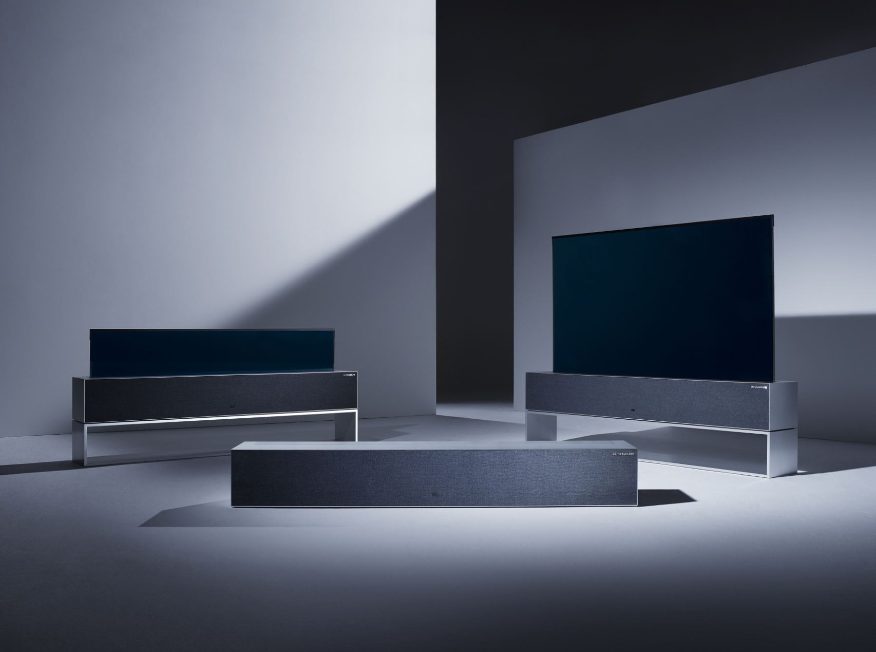 LG Signature OLED TV R