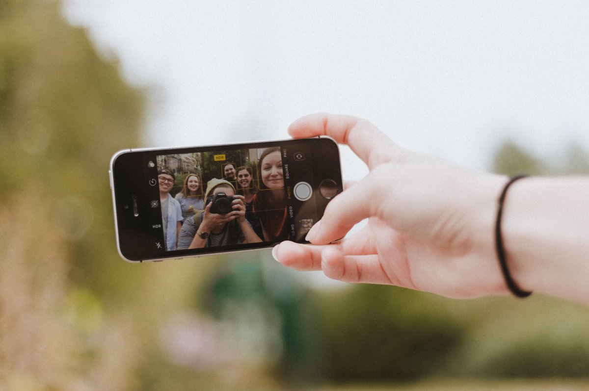 Sellfie Header (1)