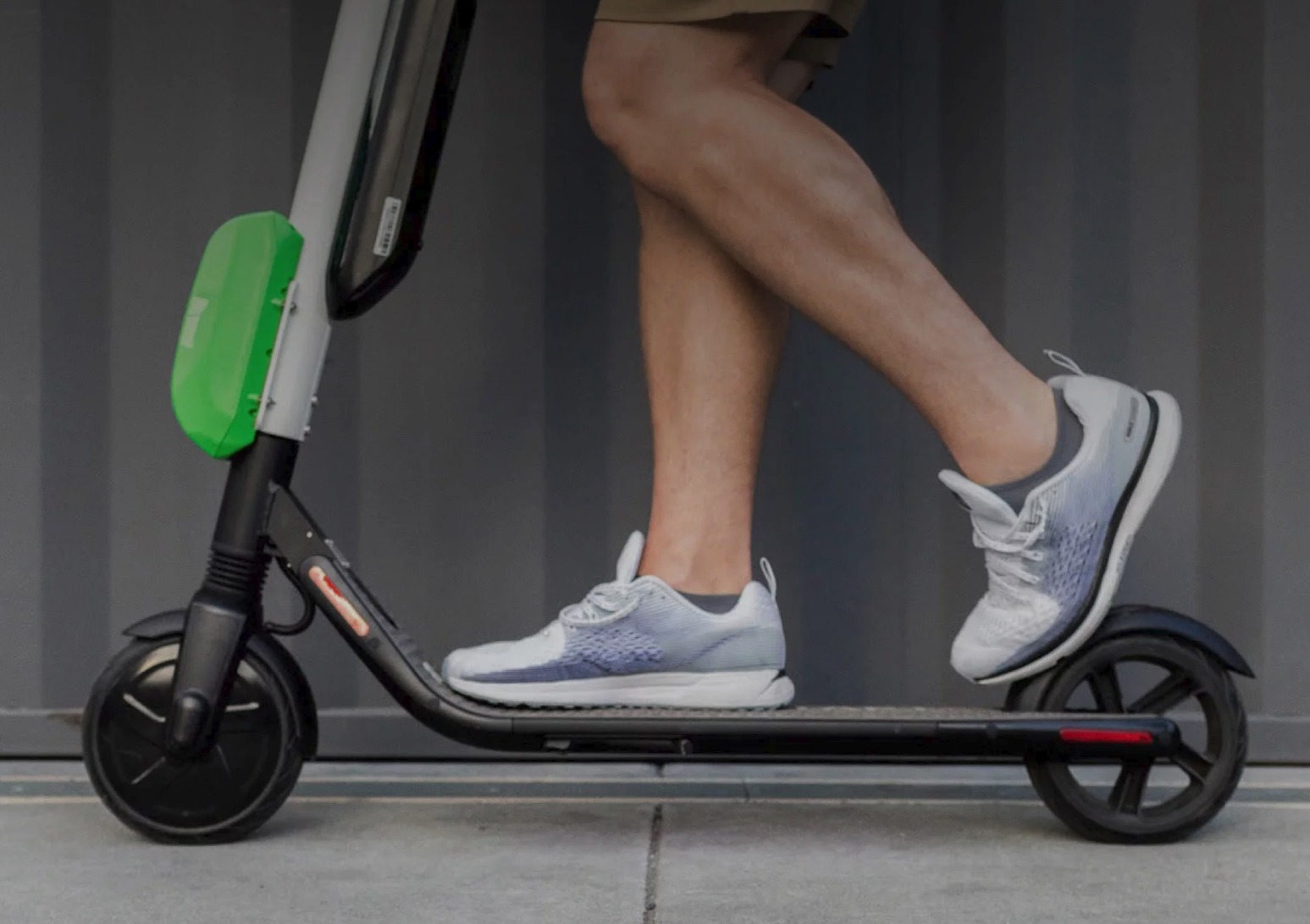 Lime Roller Header