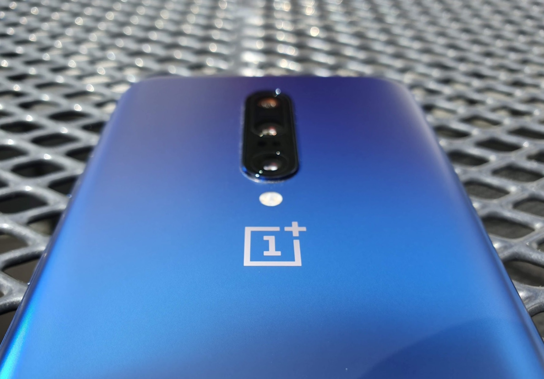 OnePlus 7 Pro Header