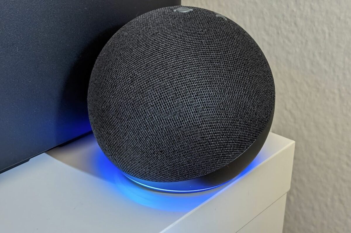 Amazon Echo Dot 4 Alexa Head