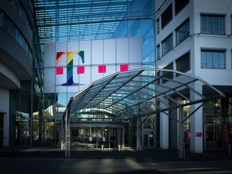 Telekom Rainbow Header Jonathan Kemper Xanjdzzwy 4 Unsplash