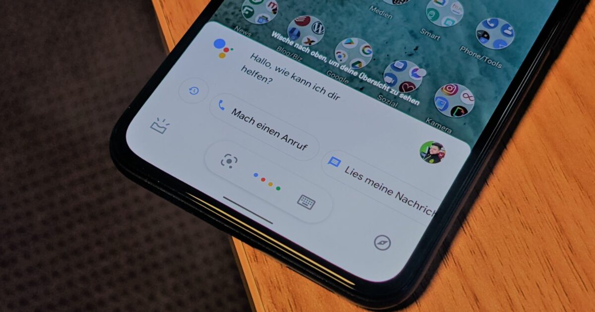 Google Assistant Head