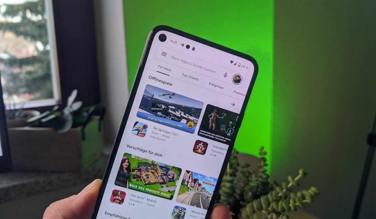 Google Play Store Head (1)
