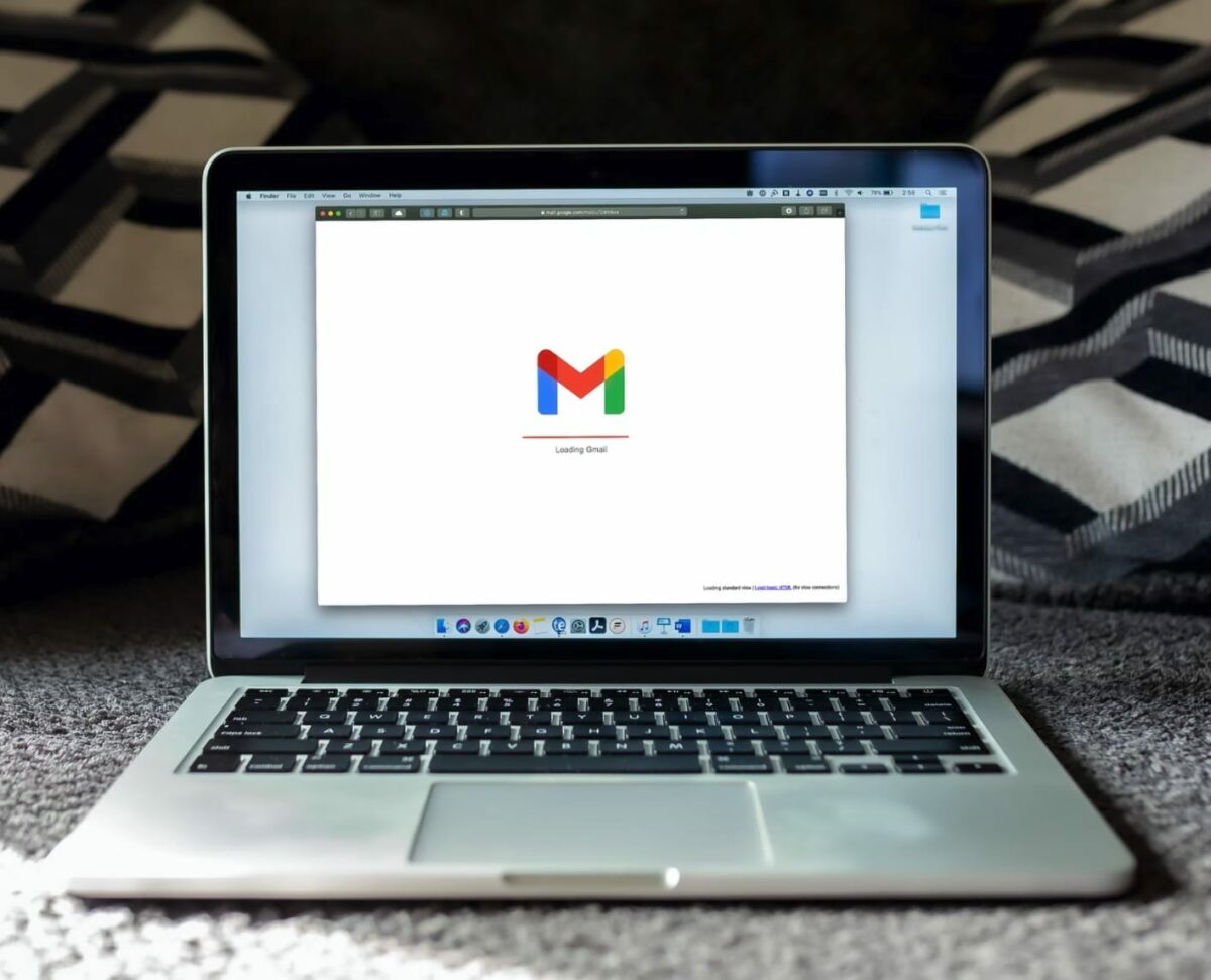 Gmail Head Hero