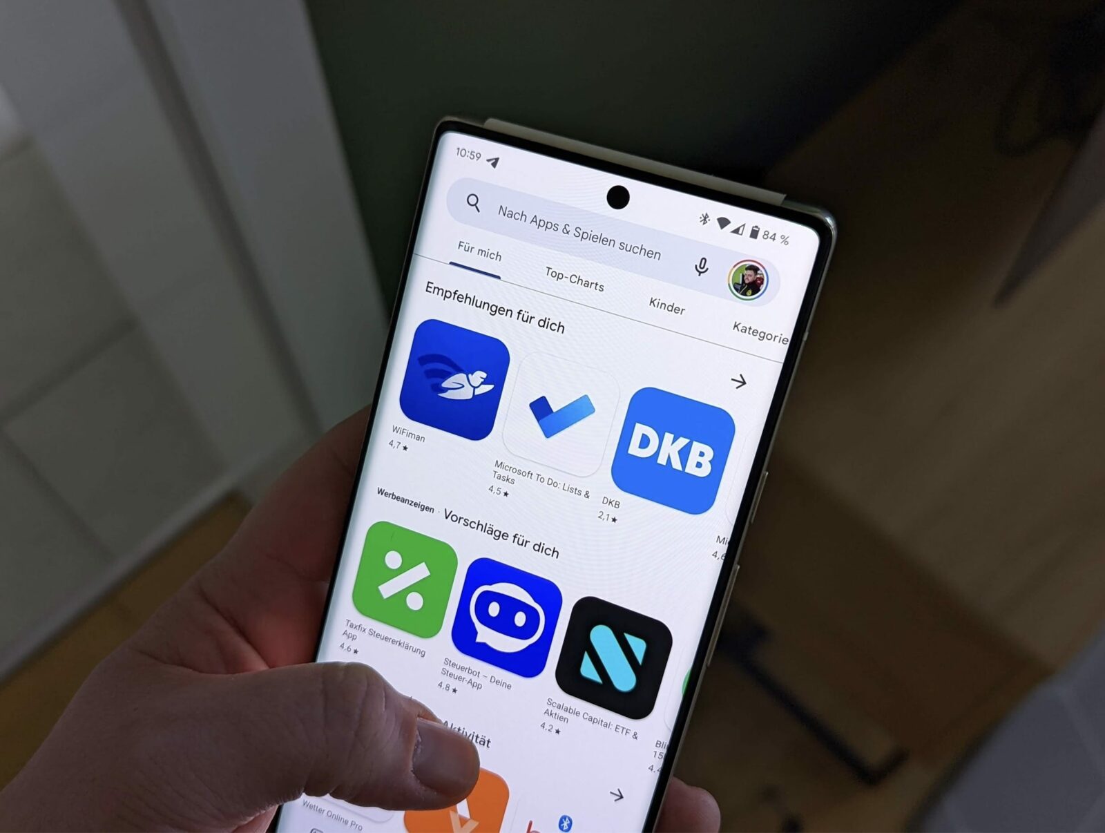 Google Play Store Head 3