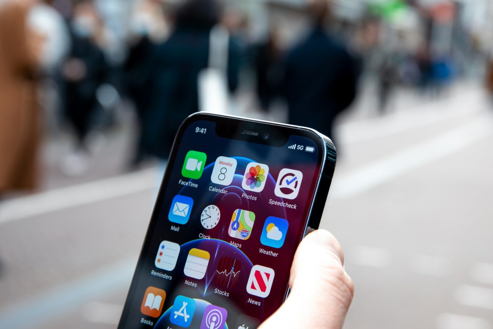 Iphone 13 Mobile Daten Datenvolumen Frederik Lipfert Tjr0bz 9tto Unsplash Head