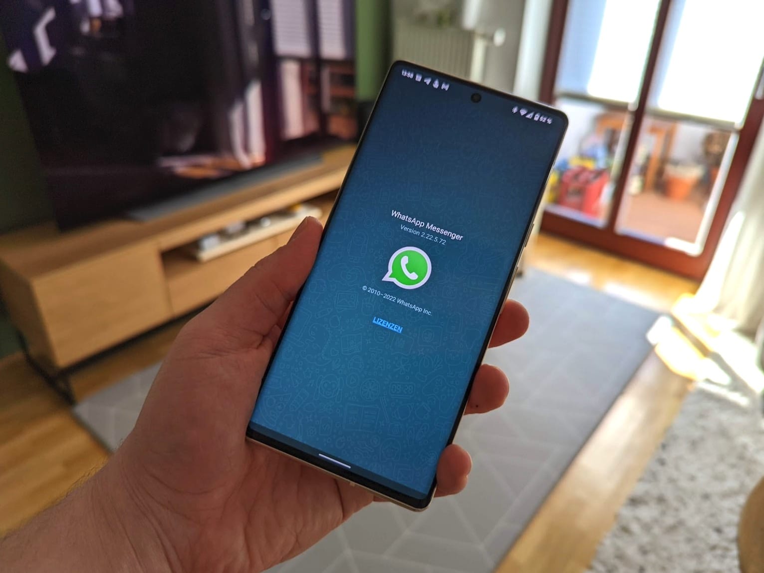 Whatsapp Head