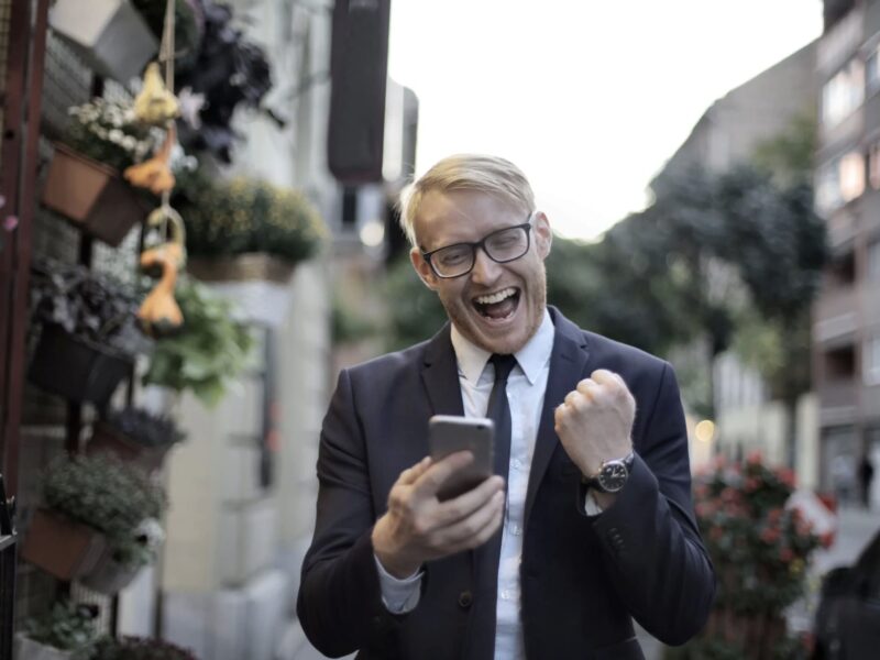 Emotionen Menschen Hero 6