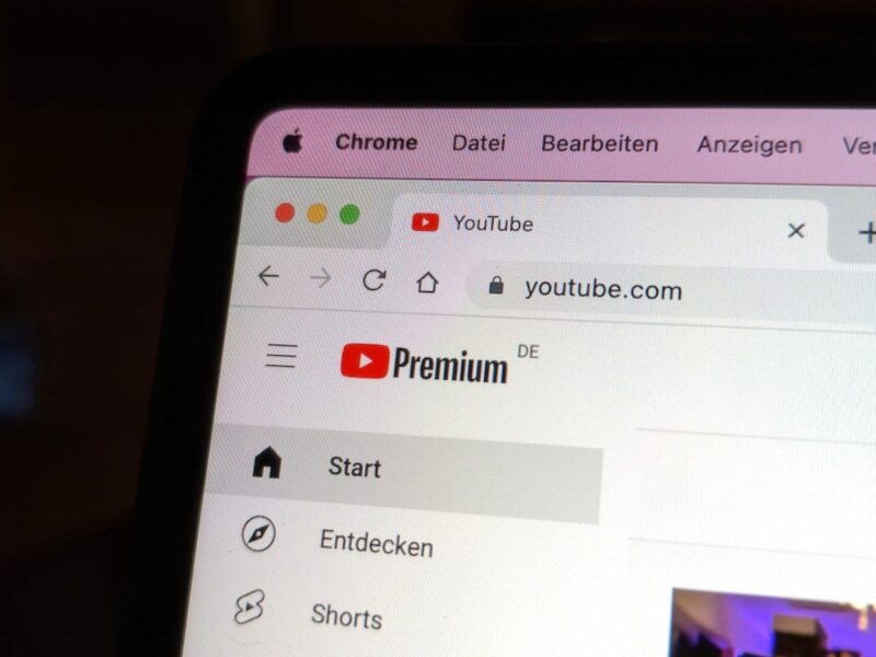 Youtube Logo Premium Hero
