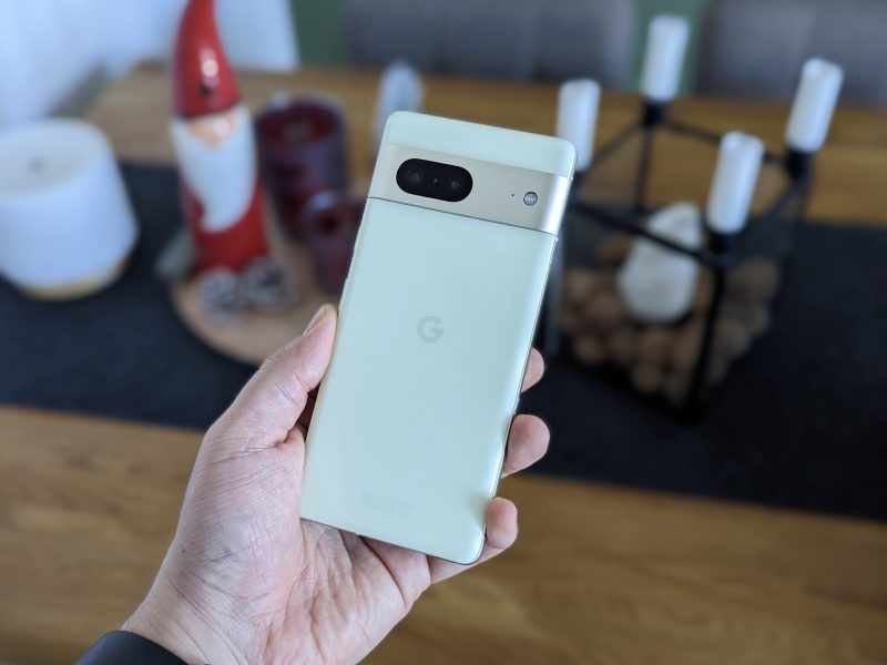 Google Pixel 7 Hero
