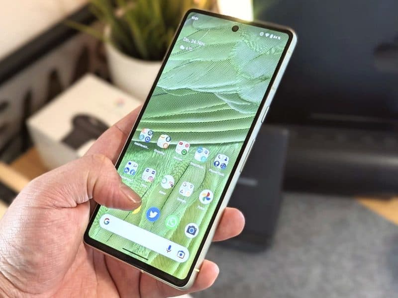 Smartphone Display Hero 16 Zu 9