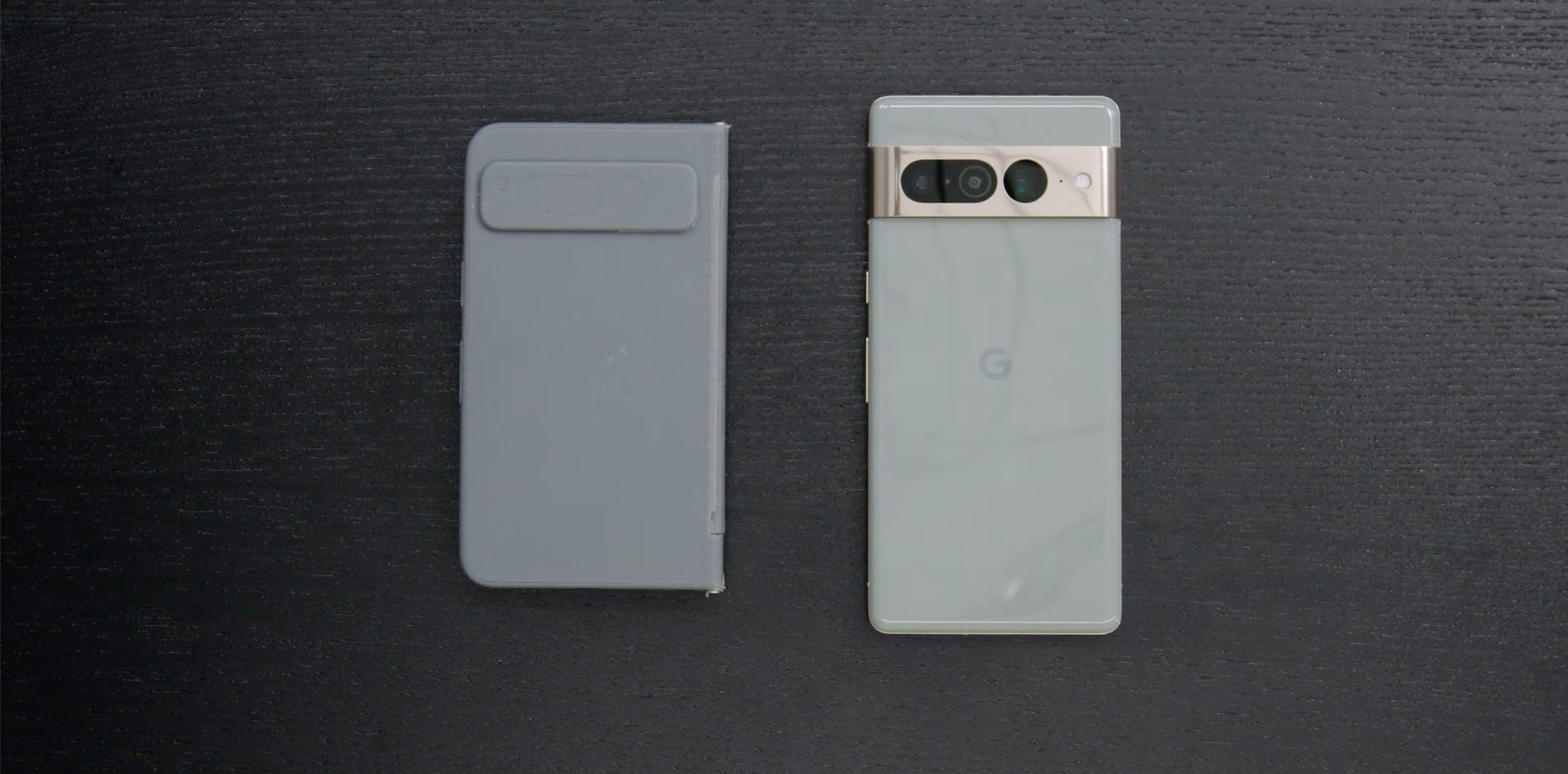 Pixel-Fold-Case-Leak