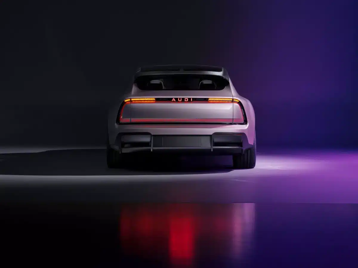 Klick für Vollbild-Ansicht 🔍 AUDI E Konzept 1