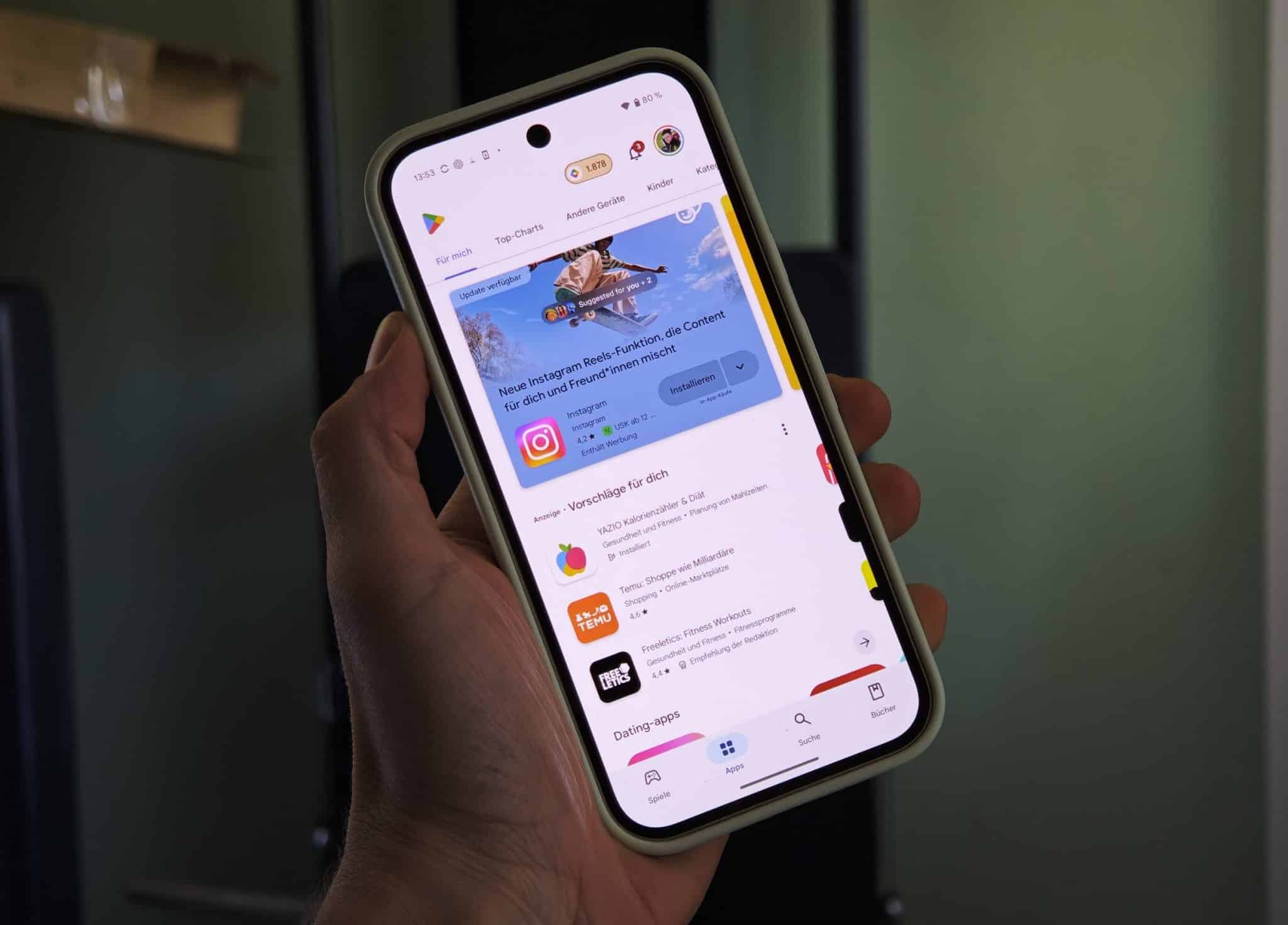 Google geht gegen Nutzer vor, die sich per VPN in Ausland beamen und sparen