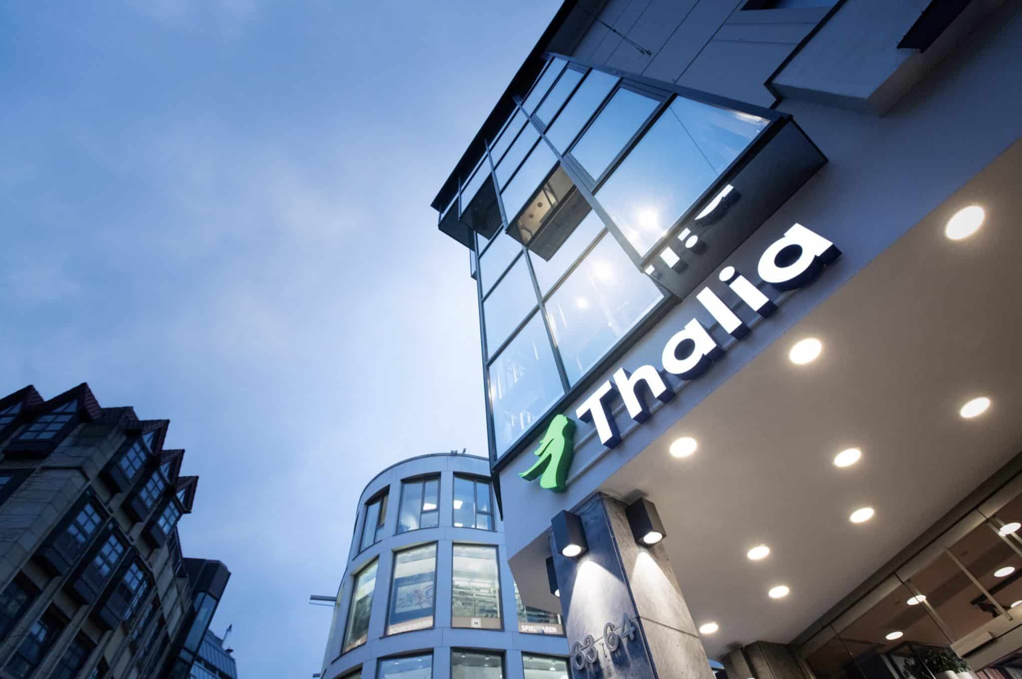 Thalia stellt sich noch breiter auf – mit Spielzeug