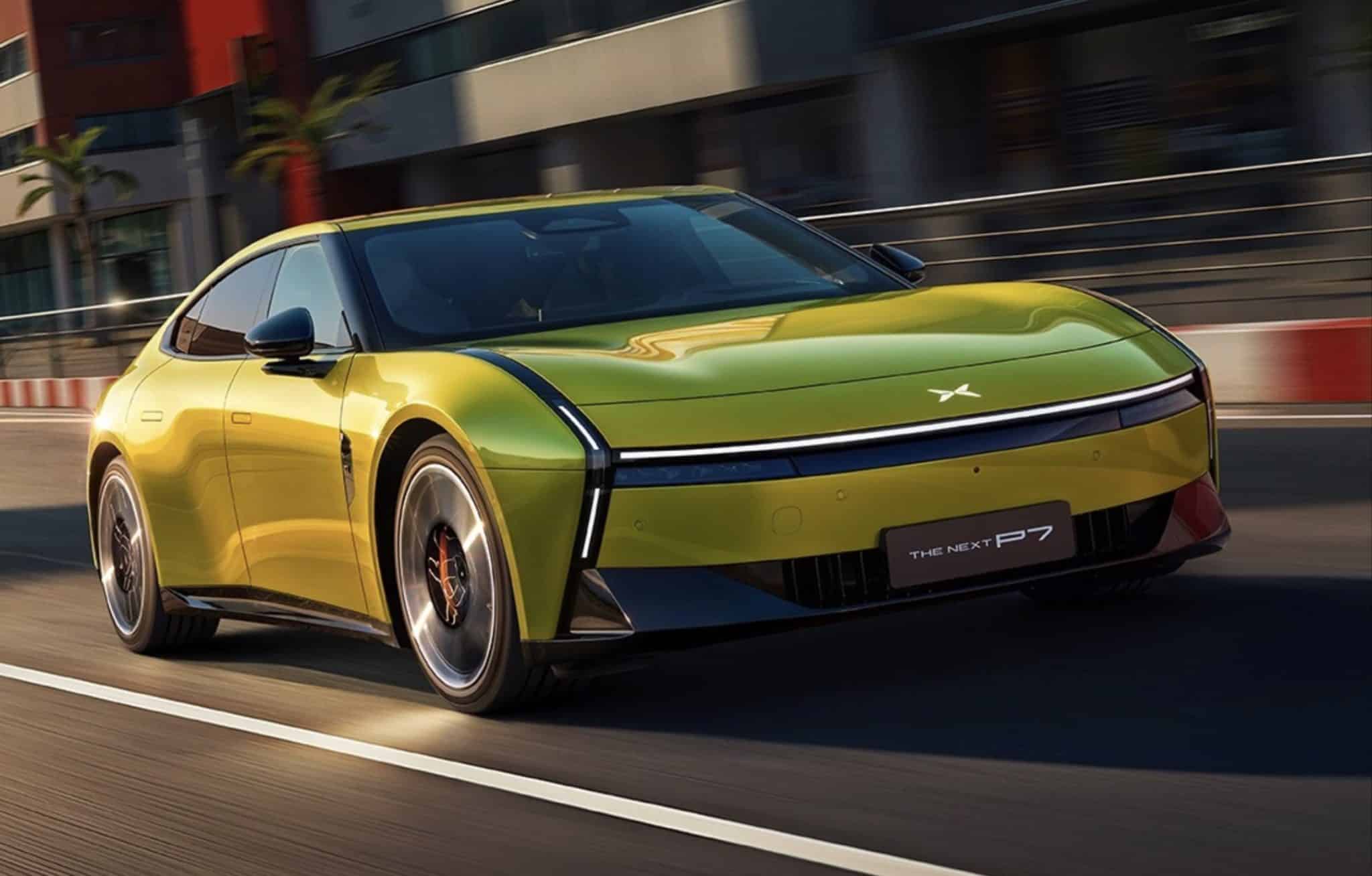 Xpeng-P7-Eins-der-krassesten-Elektroautos-2025-hat-87-HUD-und-neuartigen-Infotainment-Bildschirm-Assistenten