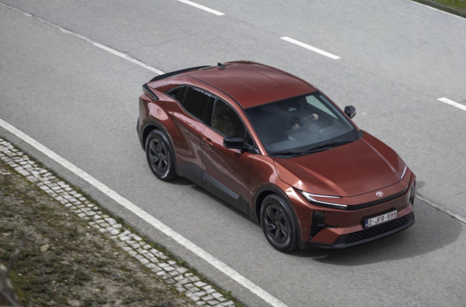 Toyota schickt Elektro-SUV C-HR+ mit 607 km Reichweite als elektrischen Neustart ins Rennen